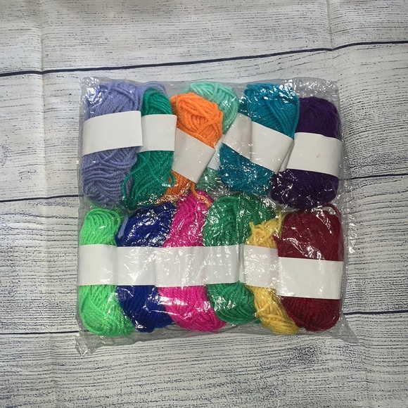 Mini Yarn Bundles (2) NWT - Picture 3 of 4